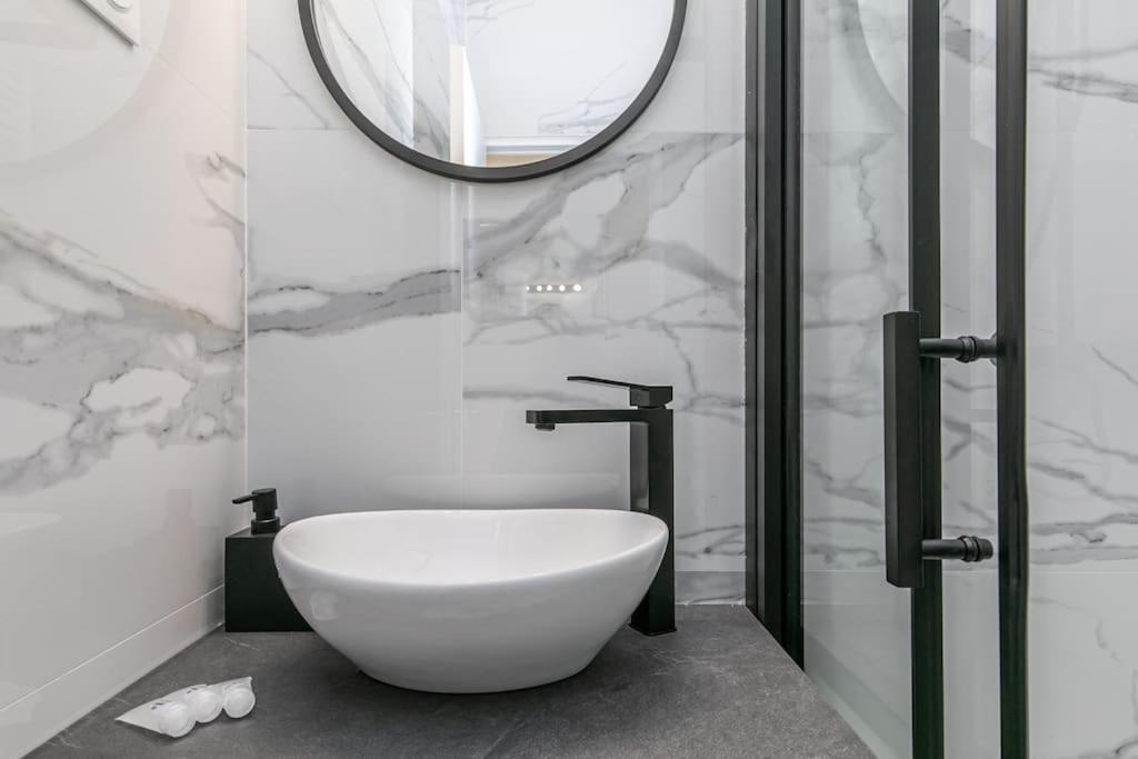 Mba Splendide Appart - Le Raincy - Banlieue Paris Villemomble Buitenkant foto